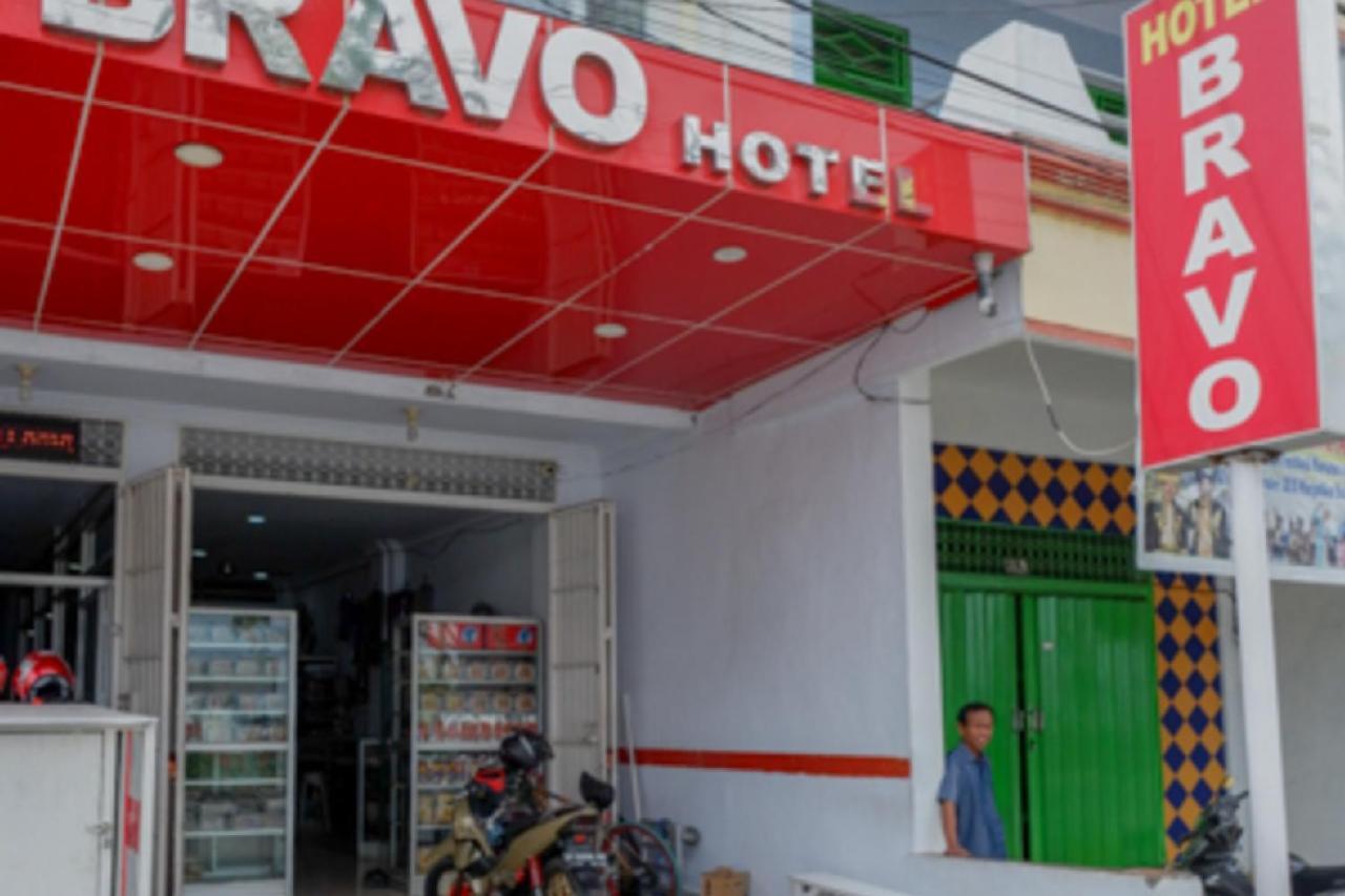 Reddoorz @ Hotel Bravo Pantai Kamali Bau Bau Baubau Eksteriør bilde
